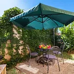 Apartment Villa Lora